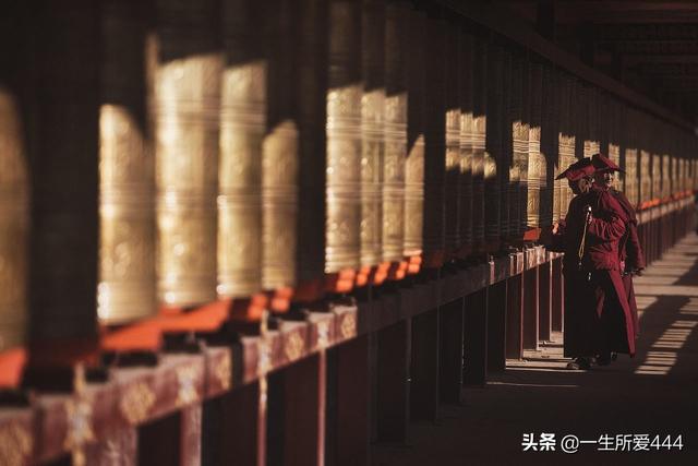 仓央嘉措《 相见》全文（仓央嘉措《 相见》全文意思）