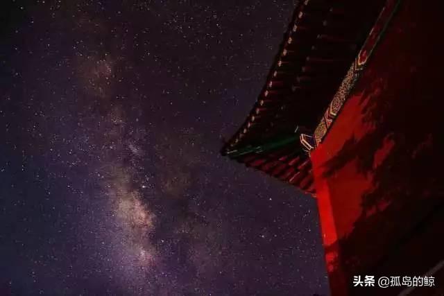 天阶夜色凉如水坐看牵牛织女星